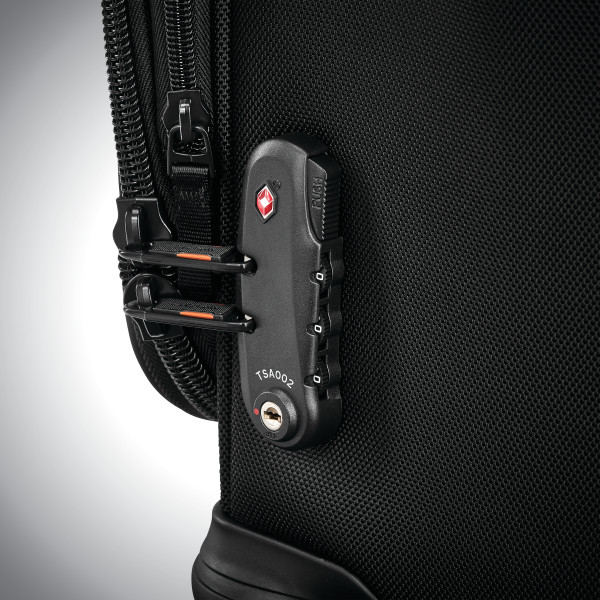 Samsonite Pro Medium Spinner