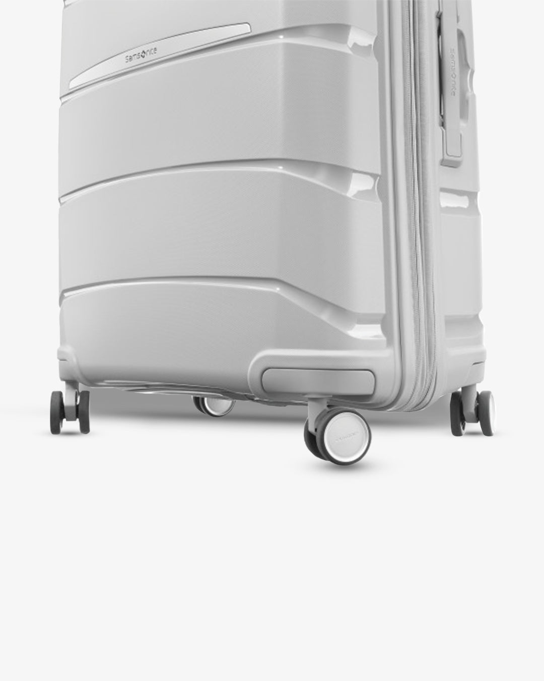 Samsonite Outline Pro Carry-On Spinner