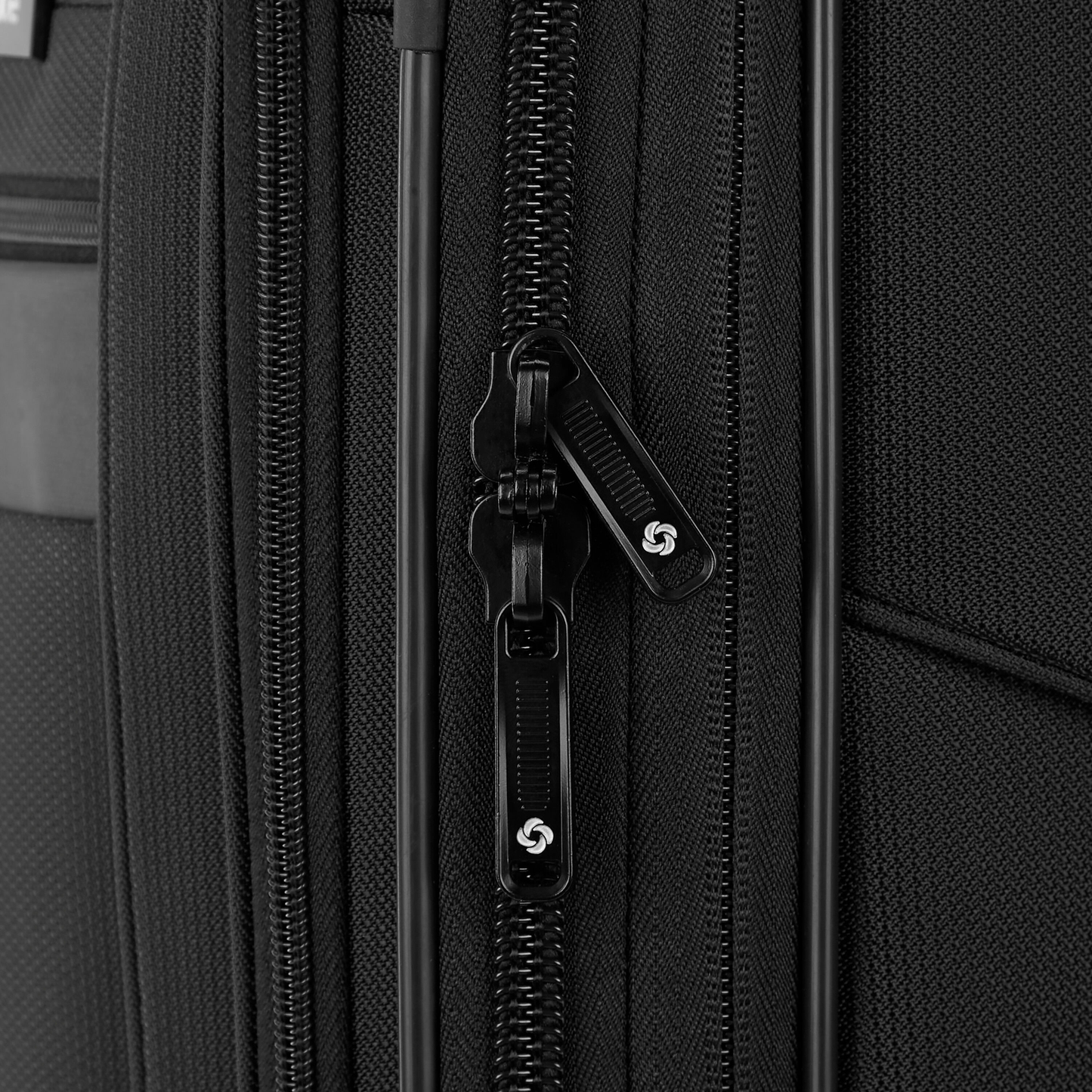 Samsonite Ascella 3.0 Expandable Spinner Carry-On