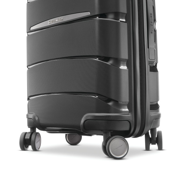 Samsonite Outline Pro Global Carry-On Spinner