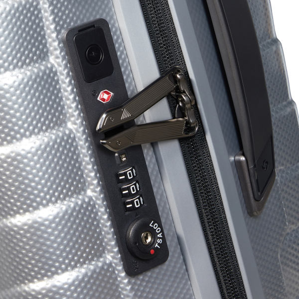 Samsonite Proxis Global Carry-On Spinner