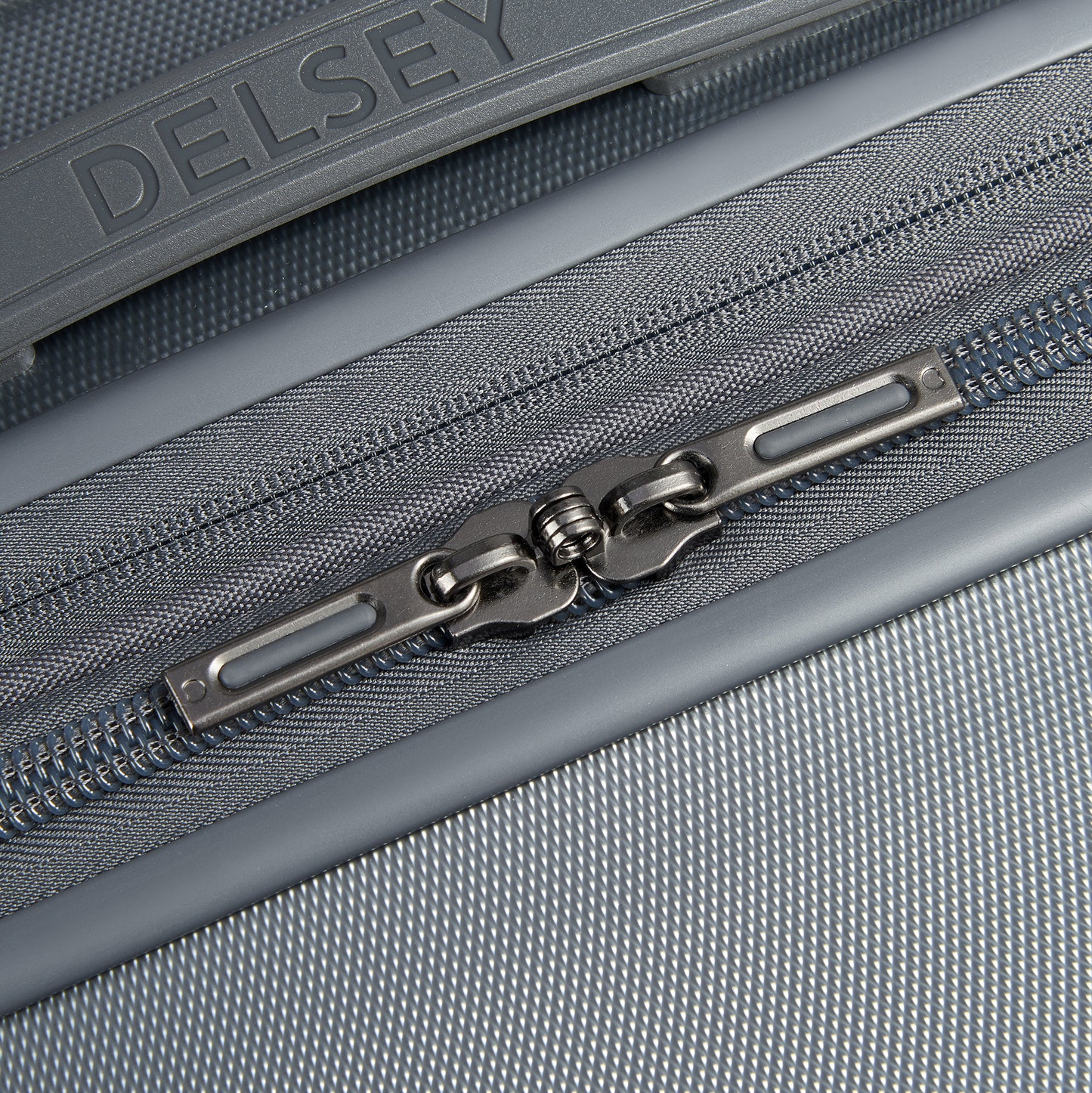 Delsey Comete 3.0 Hardcase Luggage (MEDIUM)